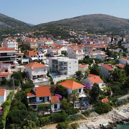 Апартаменты La Perla Adriatica Trogir-seget *
